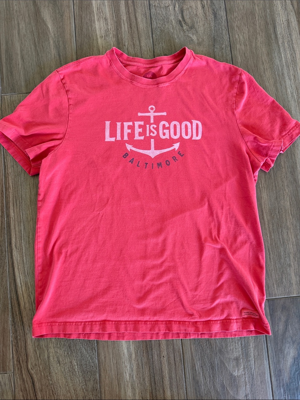 Life Is Good Unisex Washed Red Baltimore “Anchor” Tee. Crusher Tee. Size Large
